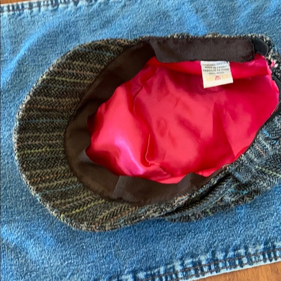 Hat - Picture 2 of 3